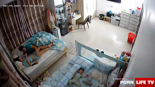 Chinese first-time parents fuck in their bed