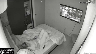 European mother masturbates watching porn