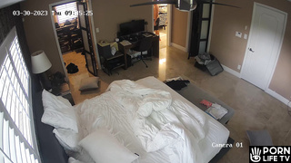 Mature British couple fucks in their bedroom