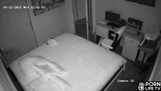 Mature Portuguese couple fucks in their bed