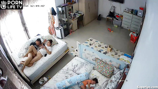 Young Japanese first-time parents fuck