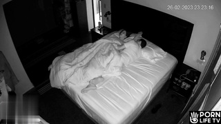 Married Italian couple fucks before bedtime