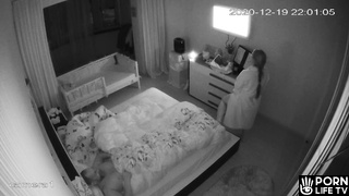 Mature Slavic couple fucks on their bed