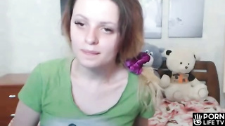 Beautiful slavic girl masturbate