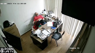 Secretary gives a blowjob to her boss