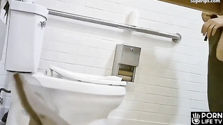 American nurses use hospital restroom