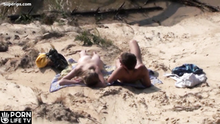 Beach Porn -Skinny tanned nudist couple