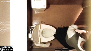 Japanese college girls use toilet