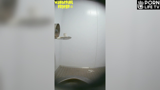 Wandering Voyeur - Street Toilet 402