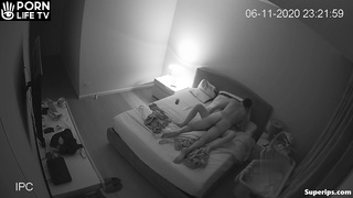 American married parents fuck in their bed