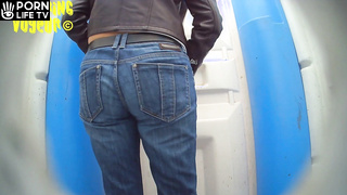 ﻿Wandering Voyeur - Bio toilet-1293