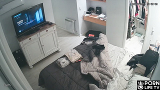 Daily routine of Estonian brunette MILF before masturbating live stream