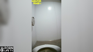 ﻿Wandering Voyeur - Street toilet-417