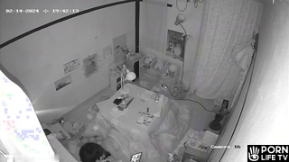 Japanese teenage couple fucks in their room