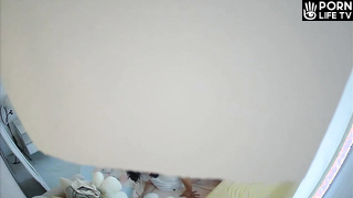 Young Korean couple fucks in hiding