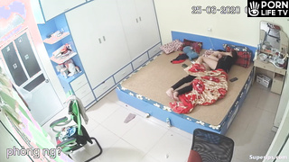 ﻿Young Asian parents fuck in their bed