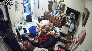 Old Americans fuck in their messy room