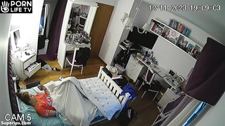 Russian teenager masturbates in her pajamas