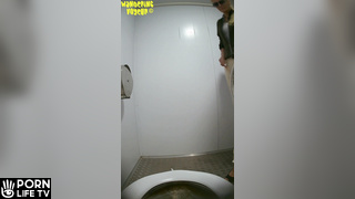 Street toilet-211