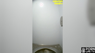 Street toilet-328