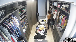 Locker room shemale porn