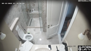 Alinity shower porn