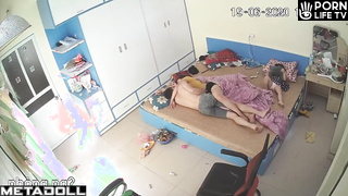 Innocent Chinese brunette woman sex in the living room live stream