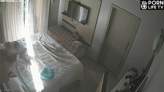 Dutch big ass mom rubs her pussy in the bedroom