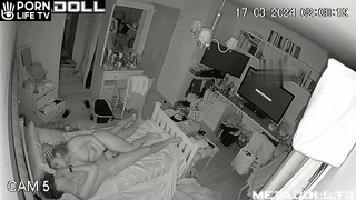 American teenagers couple fuck in their parents’ house