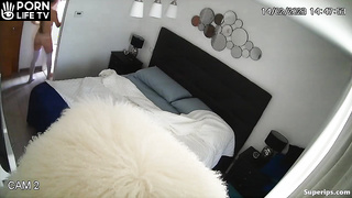 Mature Brazilian couple fucks in their bed