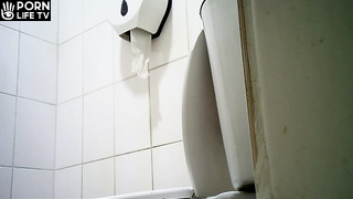 Public Toilet Su